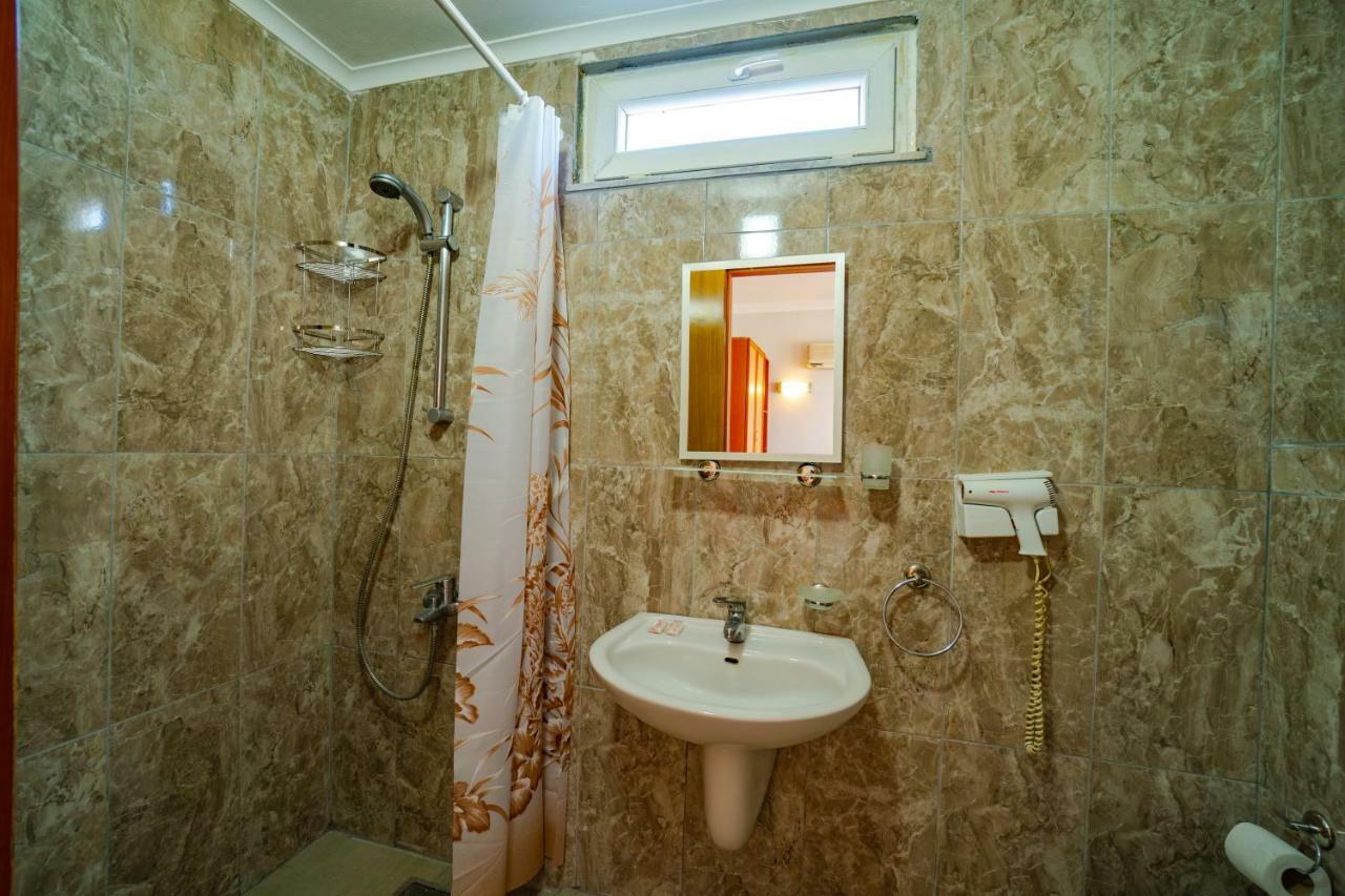 Akropolis Medusa 3*